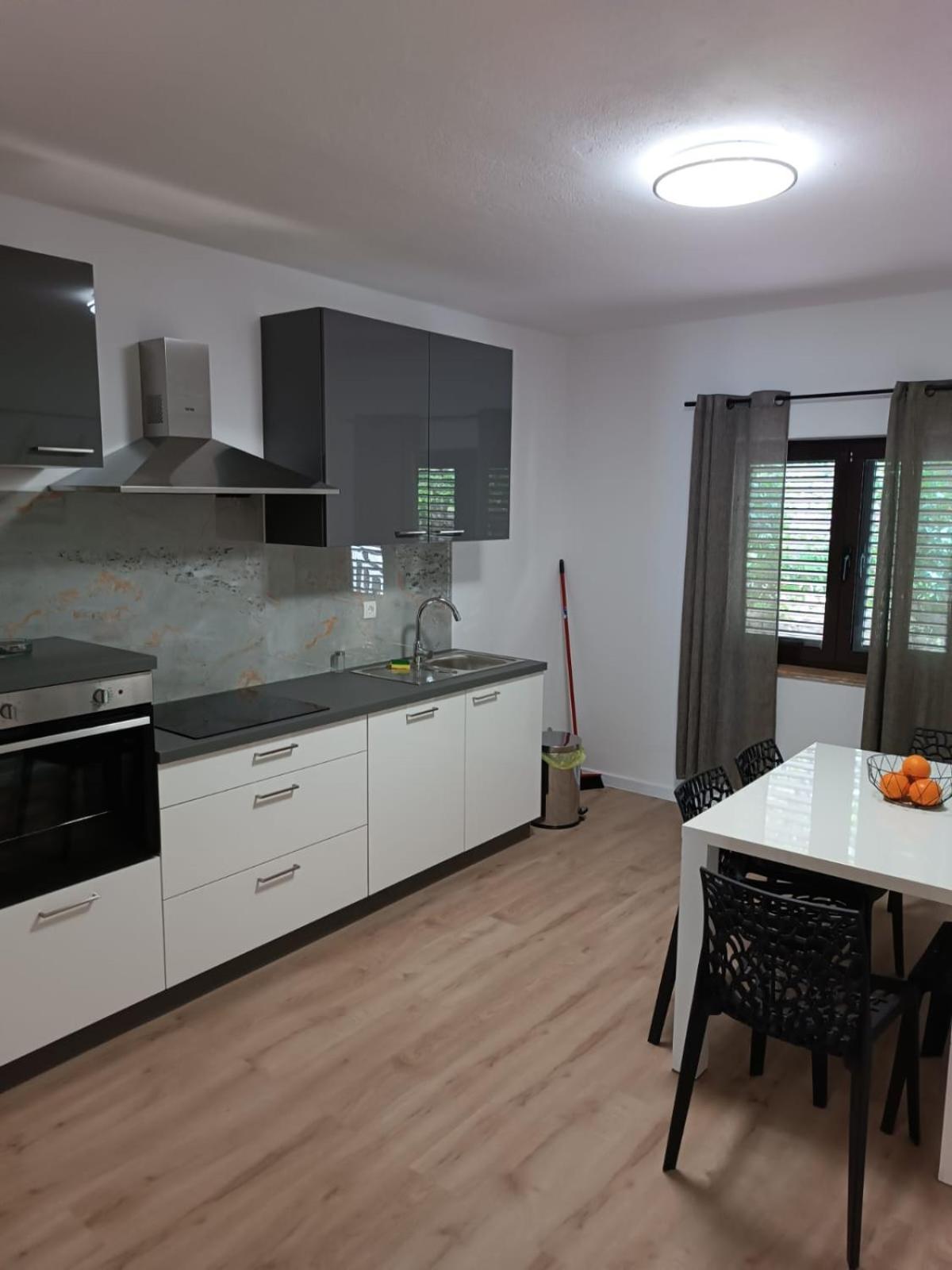 Appartement Legin à Živogošće Extérieur photo